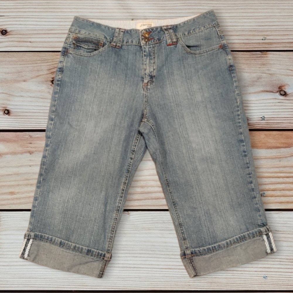 St. John's Bay Denim Stretch Cuffed Capris Size 12